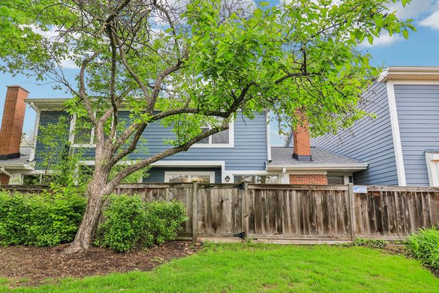 29 Sumac Lane, Schaumburg, IL 60193