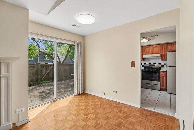 29 Sumac Lane, Schaumburg, IL 60193