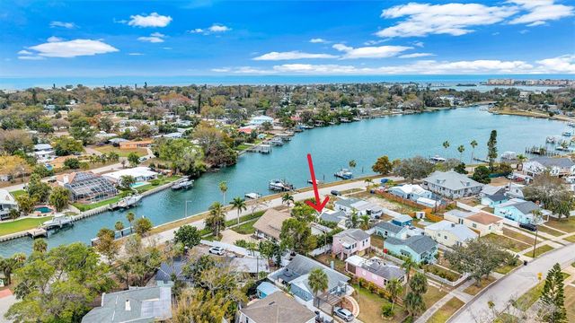 3945 SUNRISE DRIVE S, St Petersburg, FL 33705