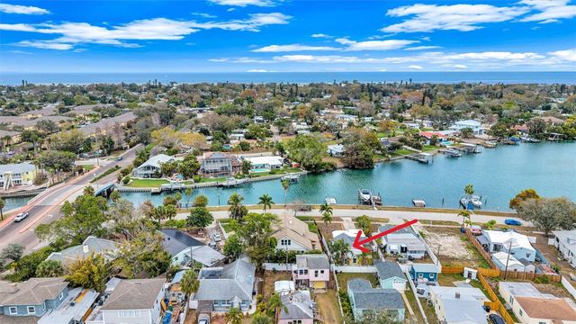 3945 SUNRISE DRIVE S, St Petersburg, FL 33705