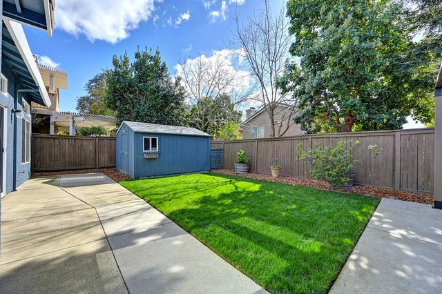 2057 Archer Cir, Rocklin, CA 95765