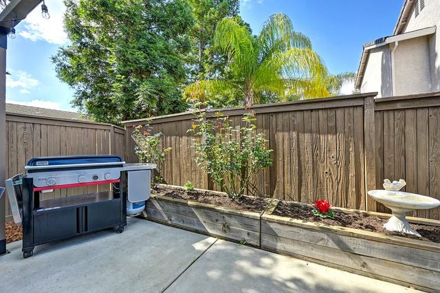 2057 Archer Cir, Rocklin, CA 95765