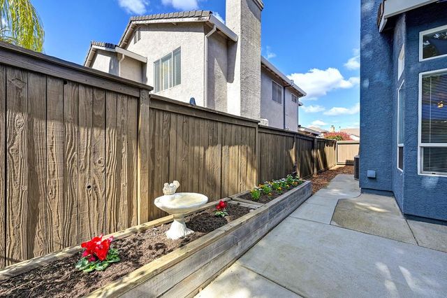 2057 Archer Cir, Rocklin, CA 95765