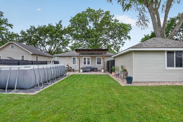 204 Cornwall Avenue, Waterloo, IA 50702