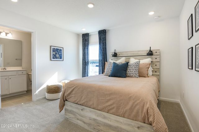 14337 FIREBIRD Drive, Jacksonville, FL 32234