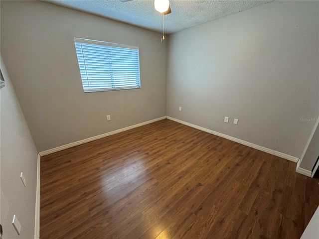 2751 72ND AVENUE DRIVE E, Sarasota, FL 34243