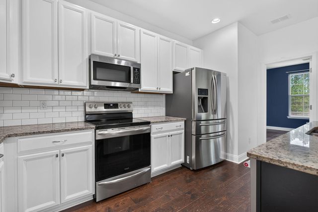 251 Palmetto Walk Drive, Summerville, SC 29486