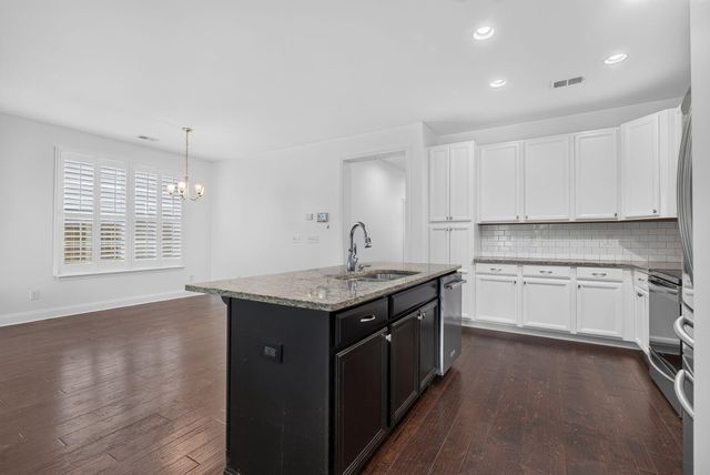 251 Palmetto Walk Drive, Summerville, SC 29486