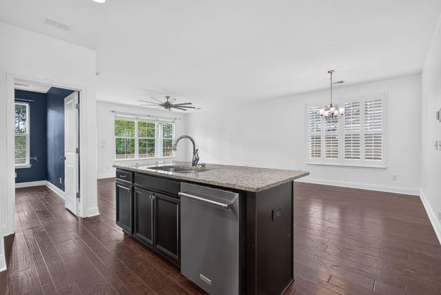 251 Palmetto Walk Drive, Summerville, SC 29486
