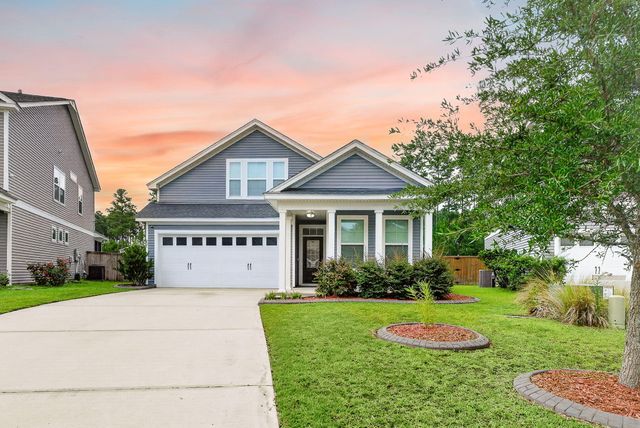 251 Palmetto Walk Drive, Summerville, SC 29486