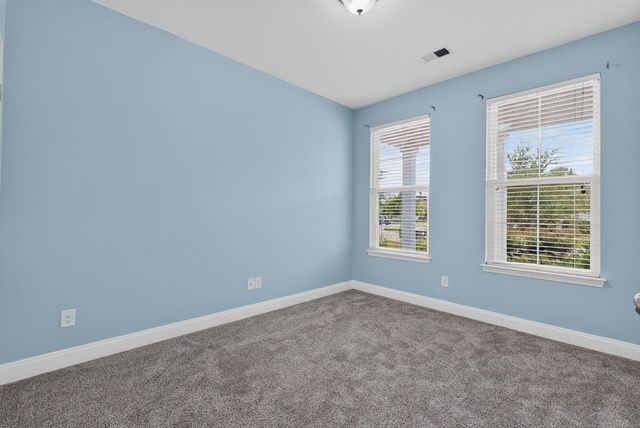 251 Palmetto Walk Drive, Summerville, SC 29486
