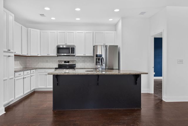 251 Palmetto Walk Drive, Summerville, SC 29486