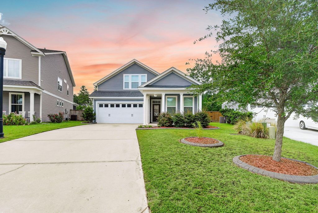 251 Palmetto Walk Drive, Summerville, SC 29486