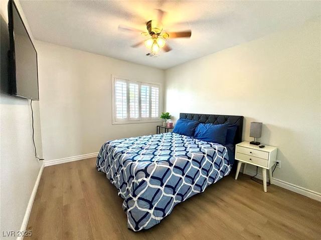 9411 Pioneer Avenue, Las Vegas, NV 89117