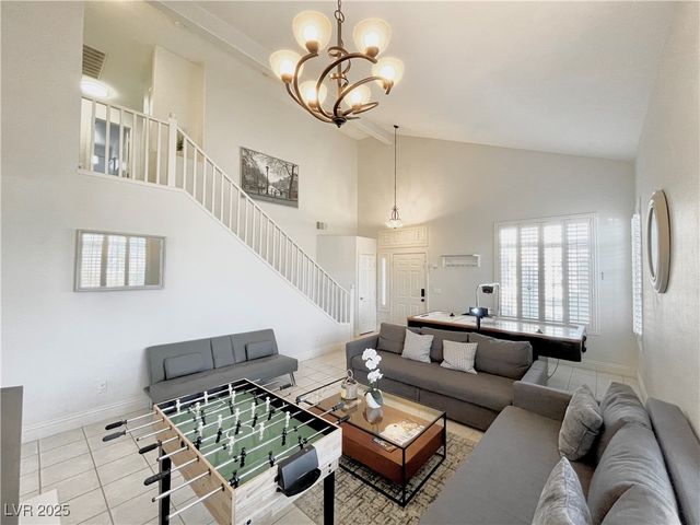 9411 Pioneer Avenue, Las Vegas, NV 89117