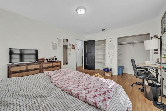 100 Rosedale Avenue, Keene, TX 76059