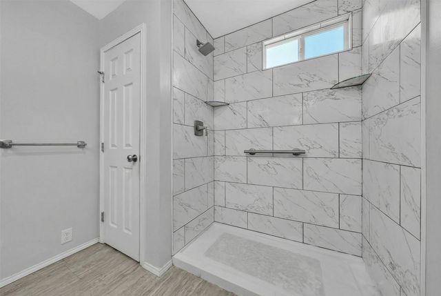 100 Rosedale Avenue, Keene, TX 76059