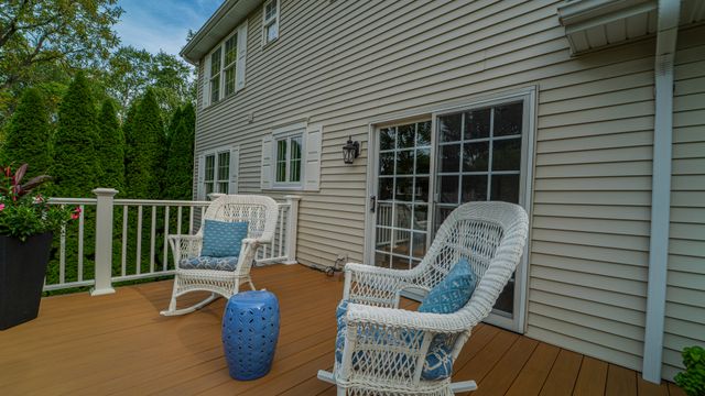 1205 Waterside Lane, Crown Point, IN 46307