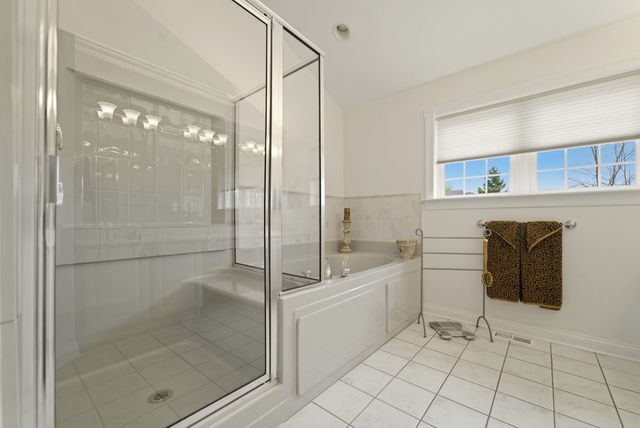 1205 Waterside Lane, Crown Point, IN 46307