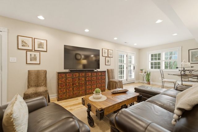 1205 Waterside Lane, Crown Point, IN 46307
