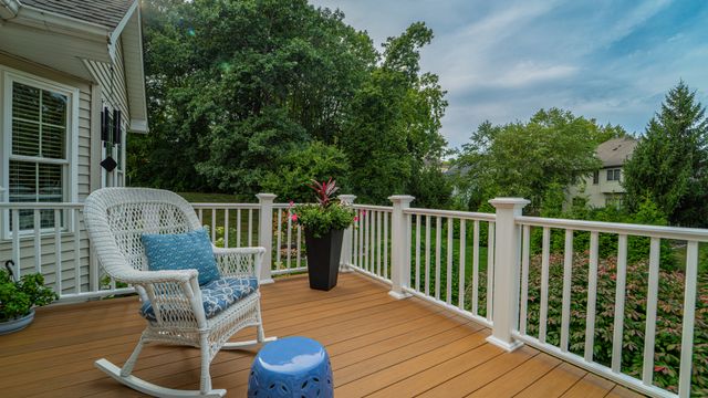 1205 Waterside Lane, Crown Point, IN 46307