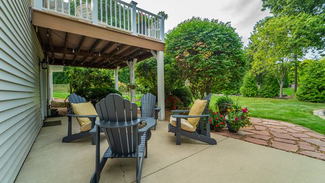 1205 Waterside Lane, Crown Point, IN 46307