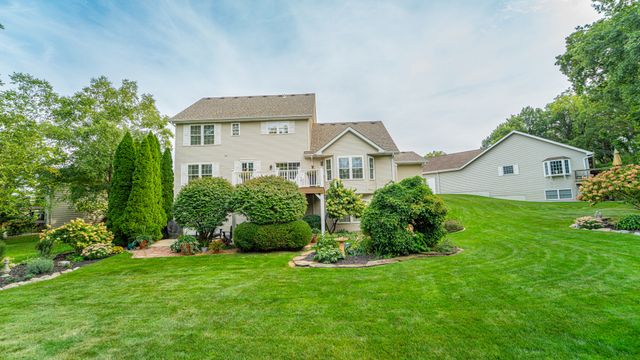 1205 Waterside Lane, Crown Point, IN 46307
