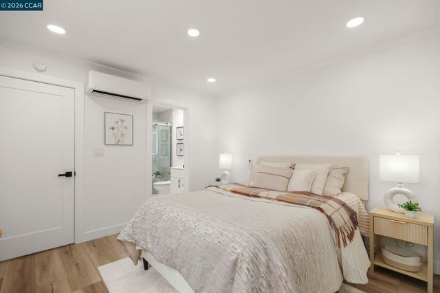 3333 Tice Creek Drive 4, Walnut Creek, CA 94595