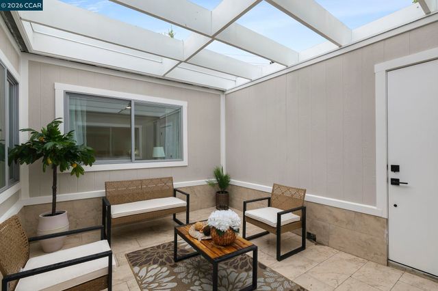 3333 Tice Creek Drive 4, Walnut Creek, CA 94595