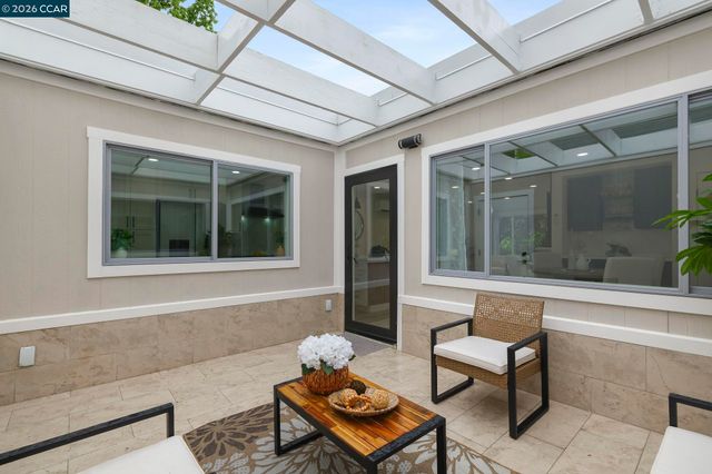 3333 Tice Creek Drive 4, Walnut Creek, CA 94595