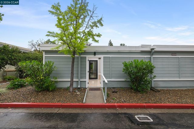 3333 Tice Creek Drive 4, Walnut Creek, CA 94595