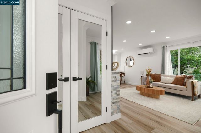 3333 Tice Creek Drive 4, Walnut Creek, CA 94595