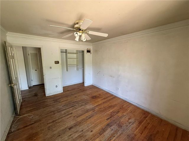 5205 W 99th Street, Overland Park, KS 66207