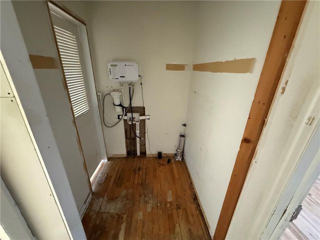 5205 W 99th Street, Overland Park, KS 66207