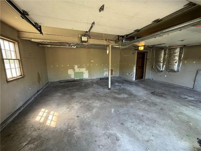 5205 W 99th Street, Overland Park, KS 66207