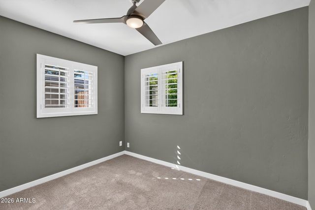 2734 E HIGHLAND Avenue, Phoenix, AZ 85016