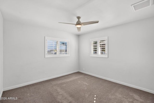 2734 E HIGHLAND Avenue, Phoenix, AZ 85016