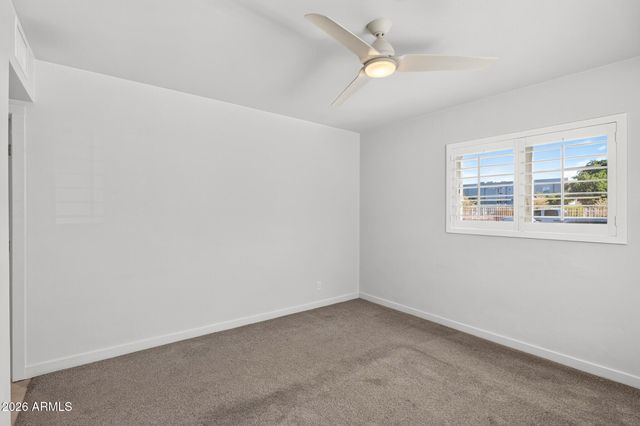 2734 E HIGHLAND Avenue, Phoenix, AZ 85016