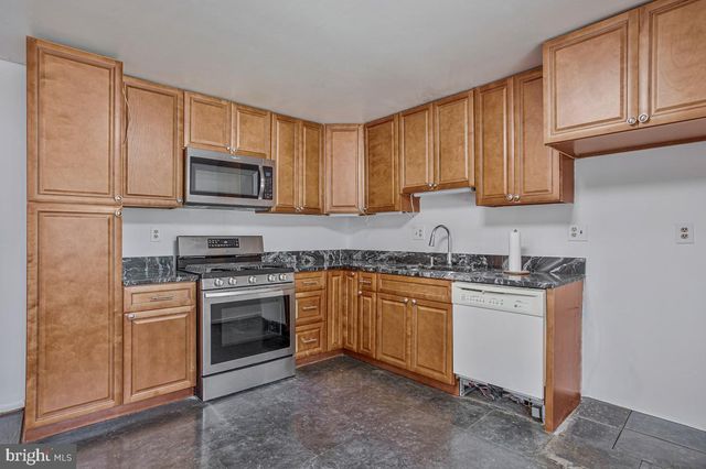 3905 BREWSTER CT, Waldorf, MD 20601