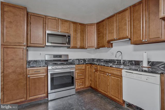 3905 BREWSTER CT, Waldorf, MD 20601