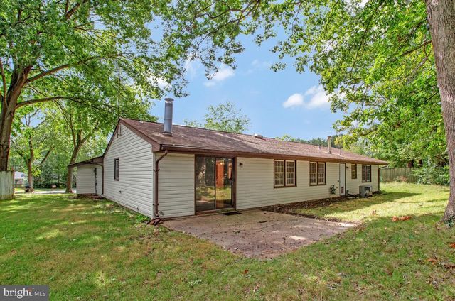 3905 BREWSTER CT, Waldorf, MD 20601