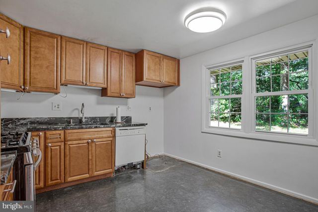 3905 BREWSTER CT, Waldorf, MD 20601