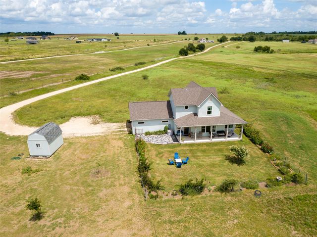 1662 County Road 465, Coupland, TX 78615