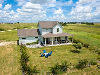 1662 County Road 465, Coupland, TX 78615