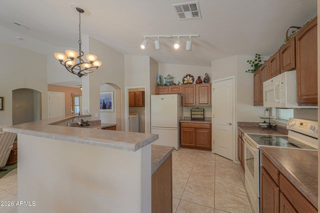 120 S LUCIA Lane, Casa Grande, AZ 85194