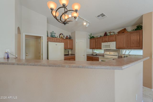 120 S LUCIA Lane, Casa Grande, AZ 85194