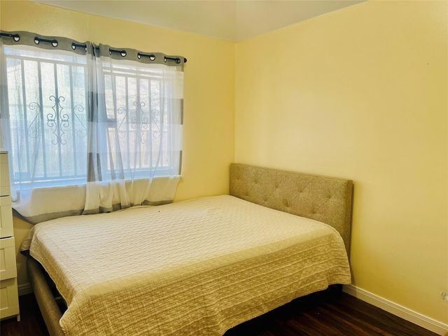 12431 Heritage Grove Drive, Houston, TX 77066