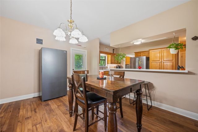 67 County Road 2190, Cleveland, TX 77327