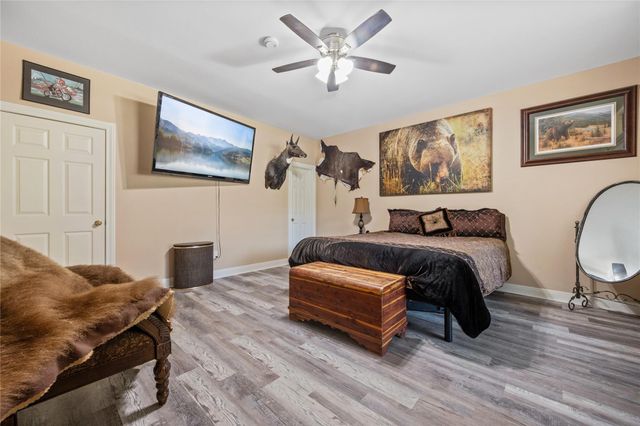67 County Road 2190, Cleveland, TX 77327