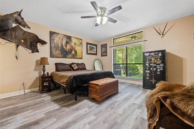 67 County Road 2190, Cleveland, TX 77327